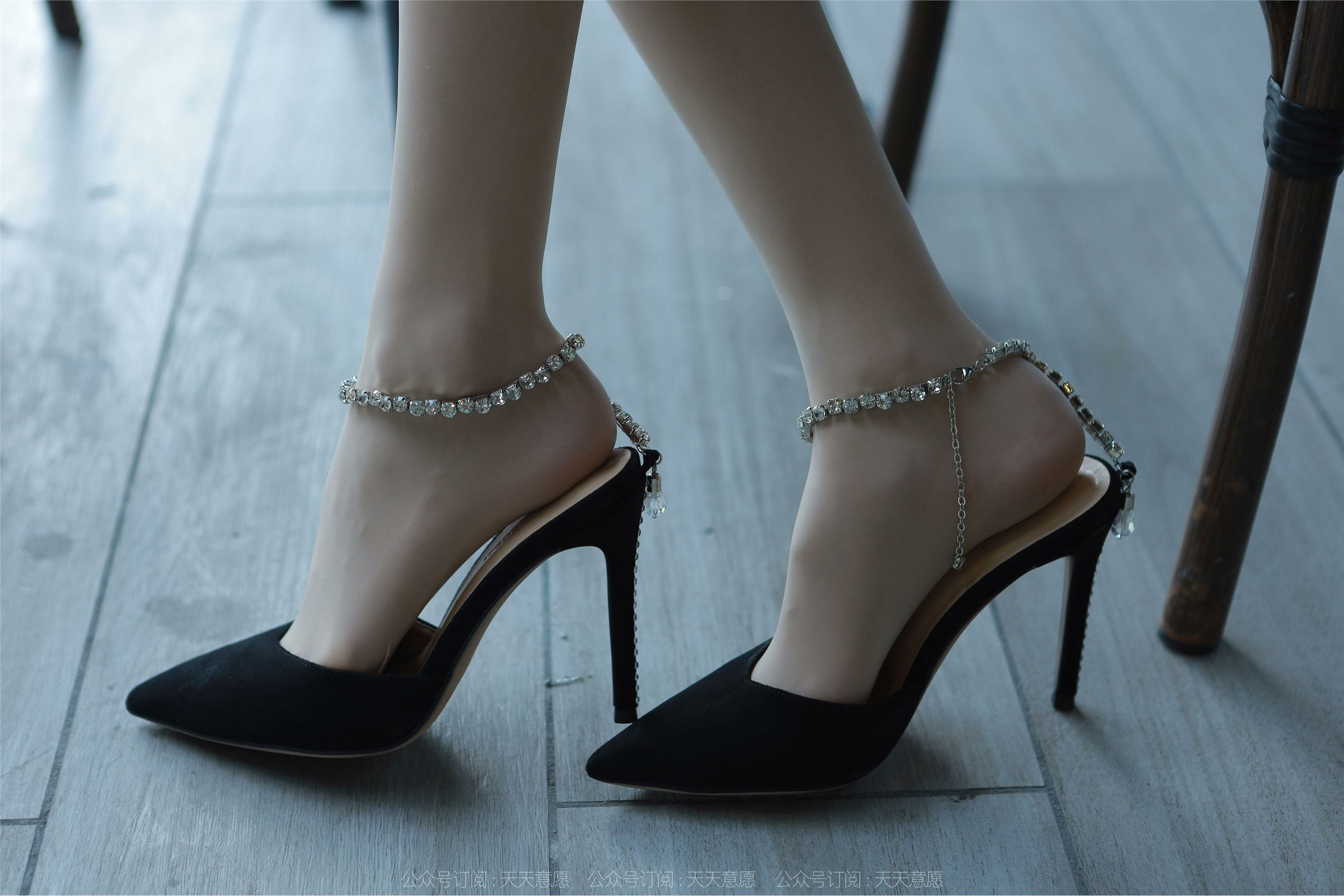 IESS异思趣向  2022.01.10 丝享家985：团团《纯玉学苑装》